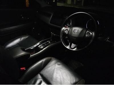 ขาย  Honda HRV  1.8 E Limited ตัวท๊อป ปี 2015 สีดำ แม็กแต่ง เข้าศูนย์ตลอด แถมฟรีประกันชั้น 1 รูปที่ 4